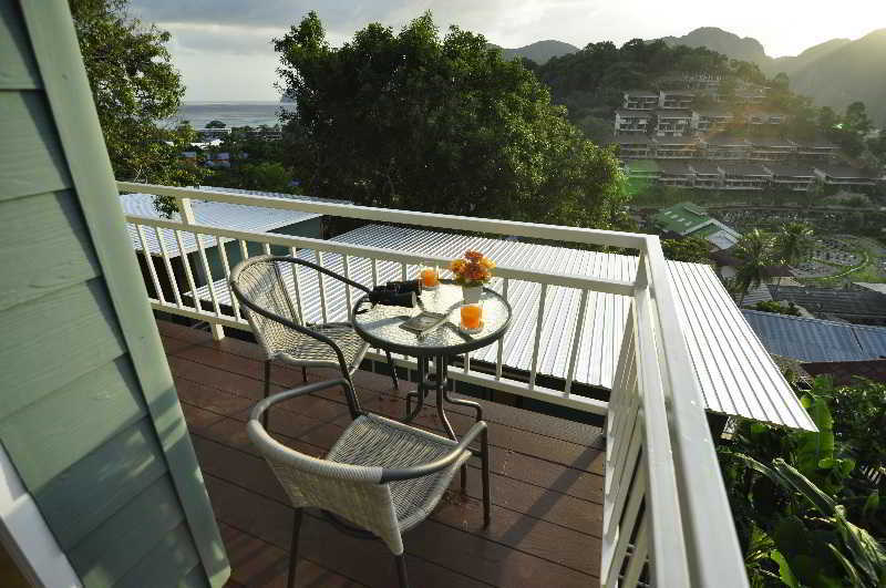 Papaya Phi Phi Resort Exterior photo